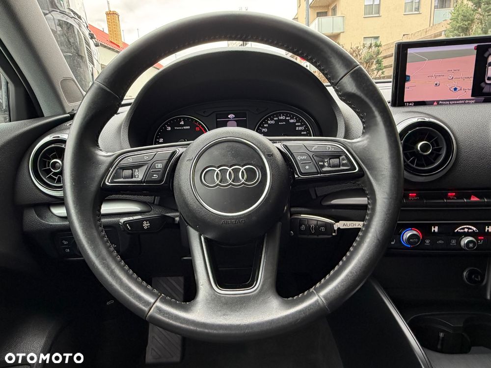 Audi A3 Limousine 30 TDI S tronic - 19