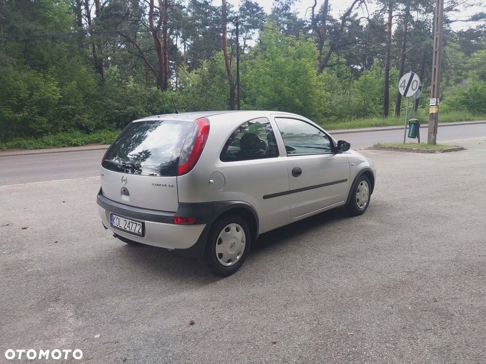 Opel Corsa - 3