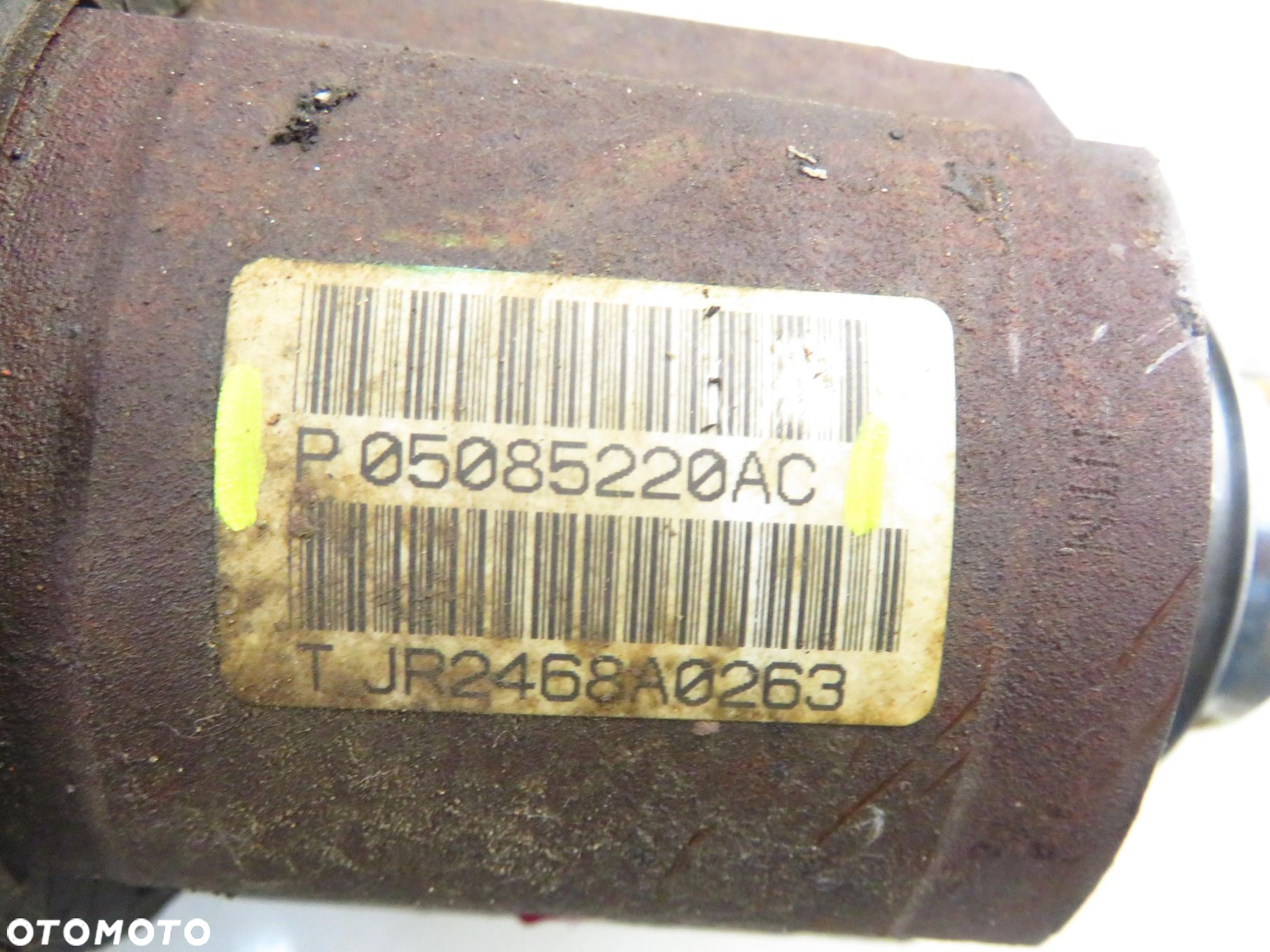 PÓŁOŚ LEWA PRZEDNIA JEEP PATRIOT  2.4 4x4 - DOHC 16V  P05085220AC - 2