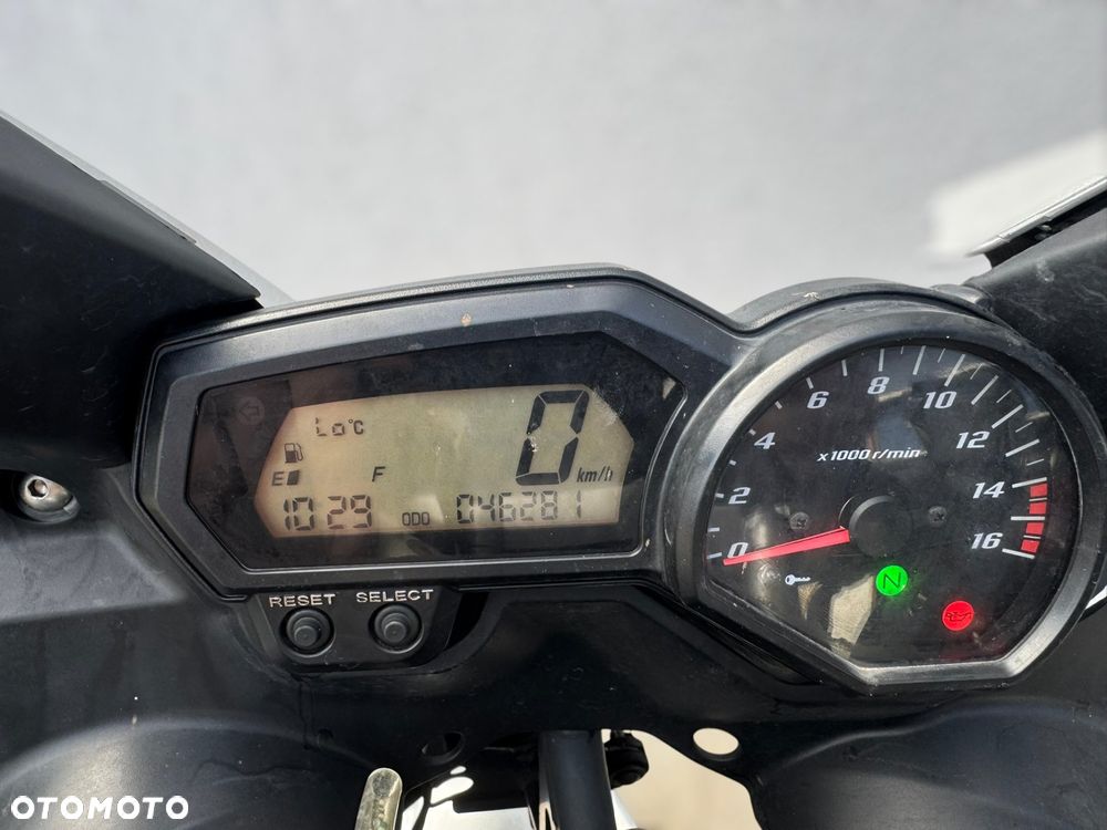 Yamaha FZ6 - 20