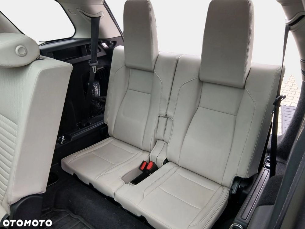Land Rover Discovery Sport 2.0 P200 mHEV R-Dynamic SE - 31