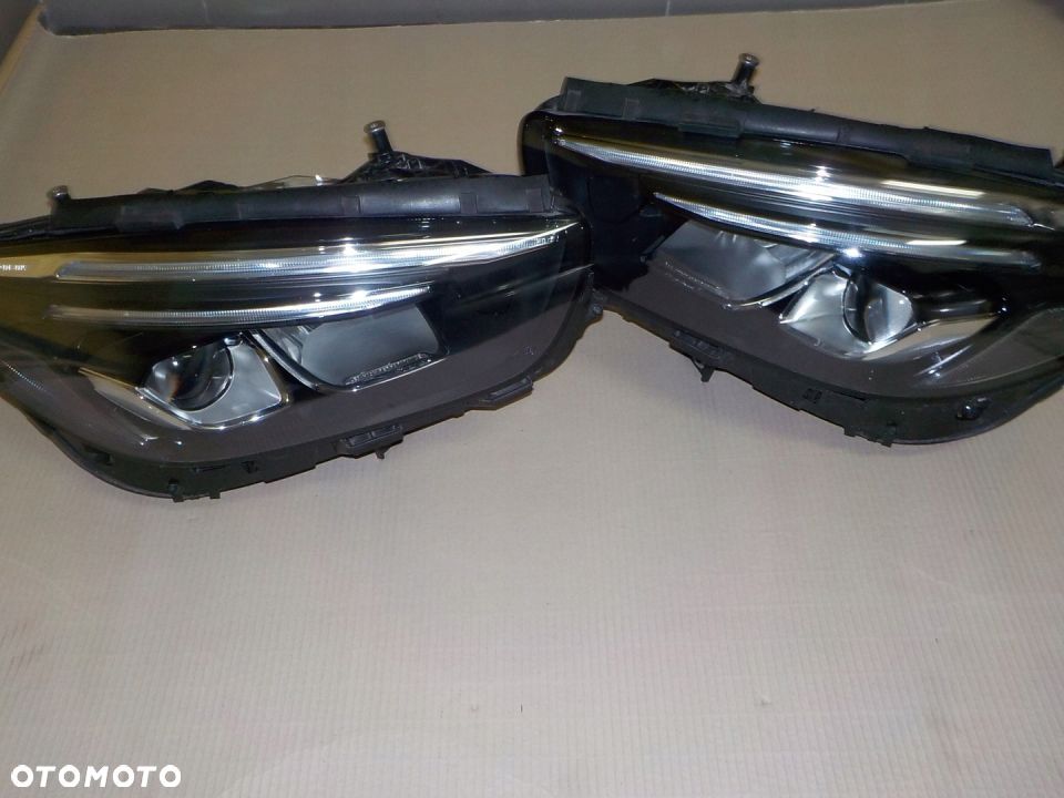 MERCEDES B-KL W247 LAMPA PRZÓD PRZEDNIA FULL LED - 1