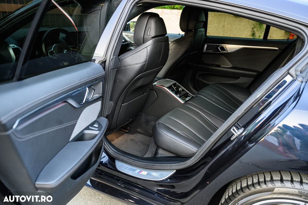 BMW Seria 8 840i xDrive - 16