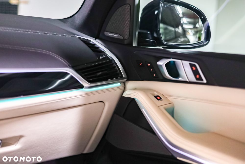 BMW X5 - 32