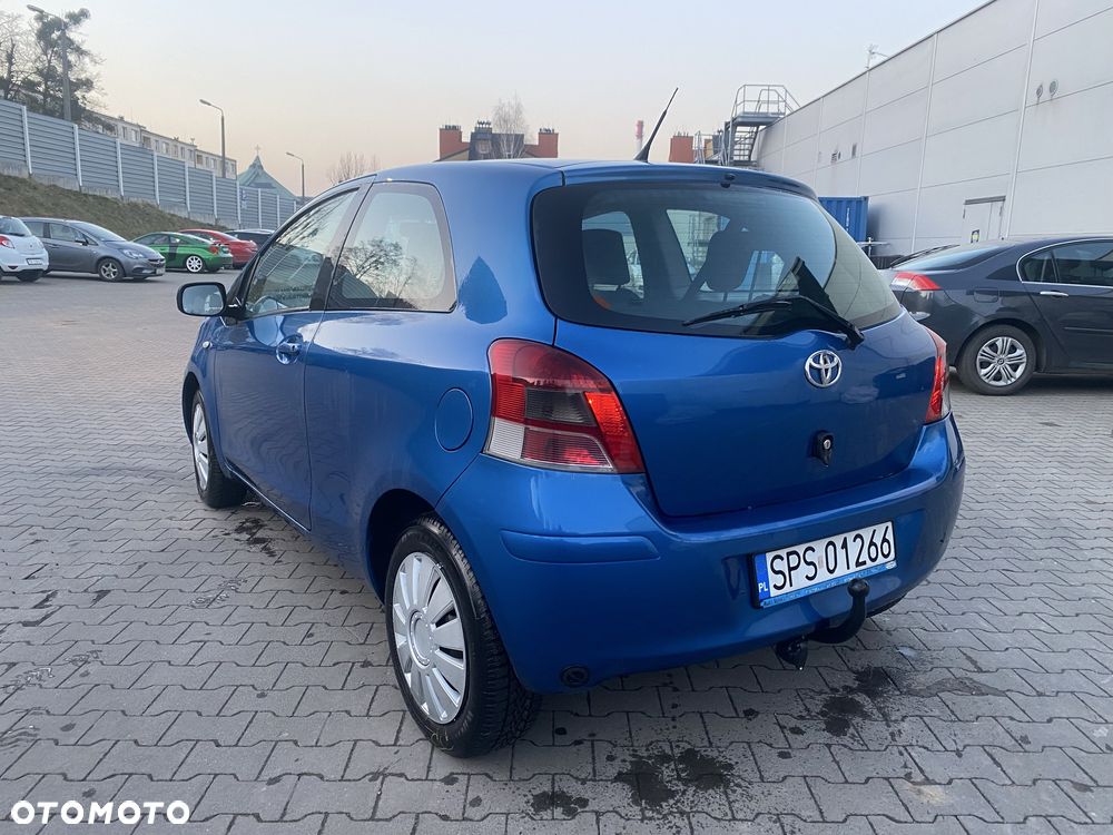 Toyota Yaris - 3