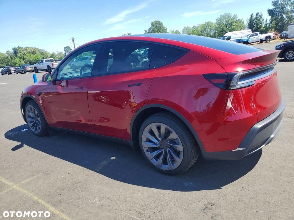 Tesla Model Y Long Range Dual Motor AWD - 5