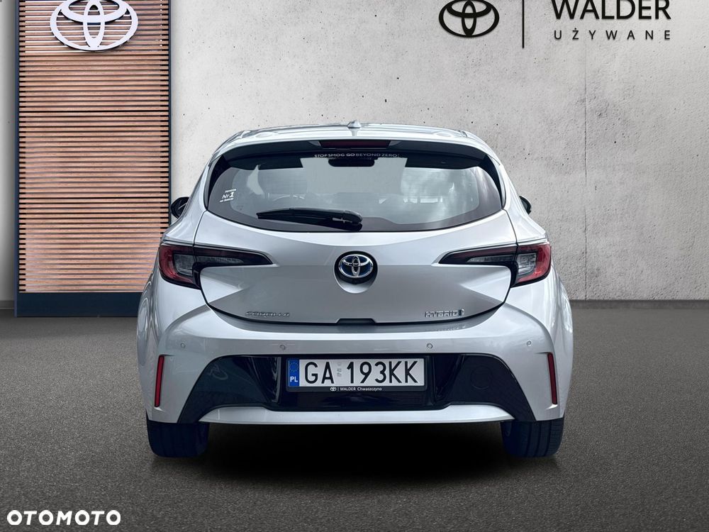 Toyota Corolla - 4