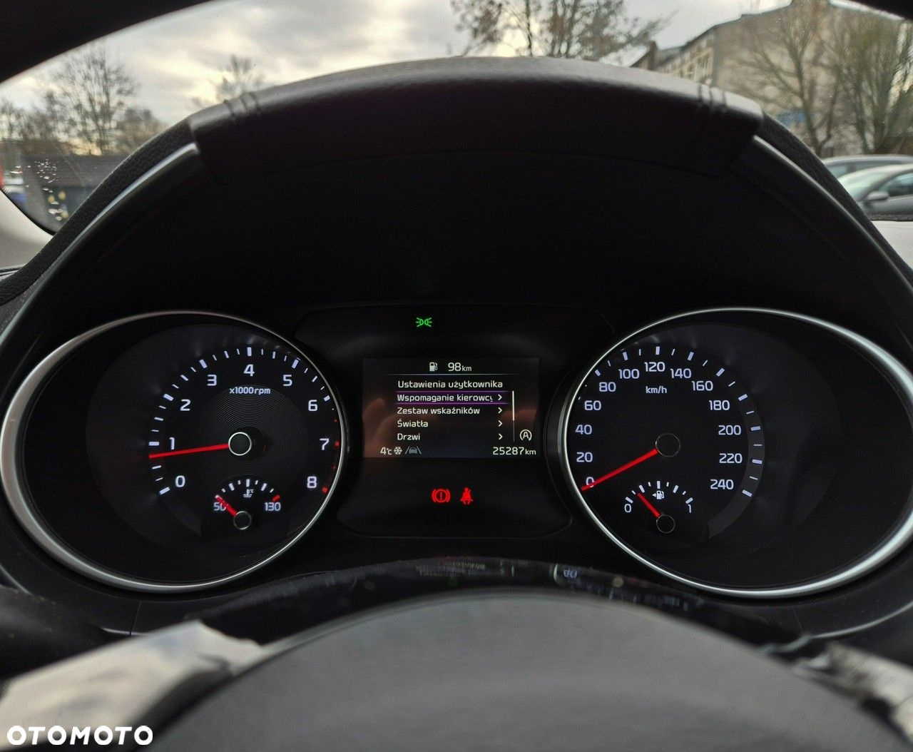Kia Ceed - 22