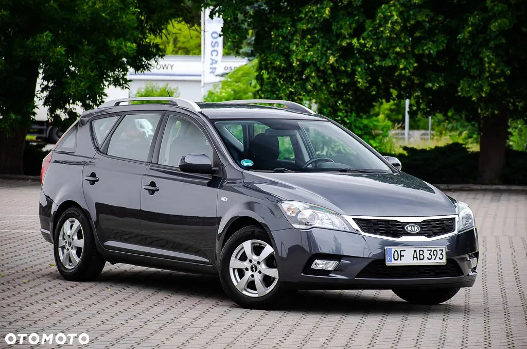 Kia Ceed 1.4 CVVT Attract - 1