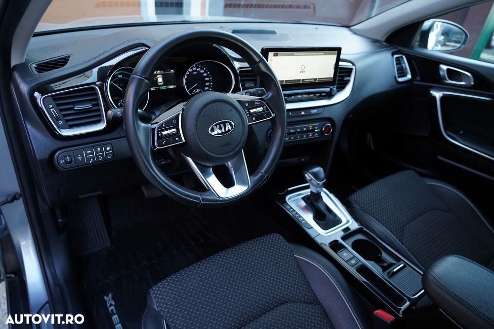 Kia XCeed - 14