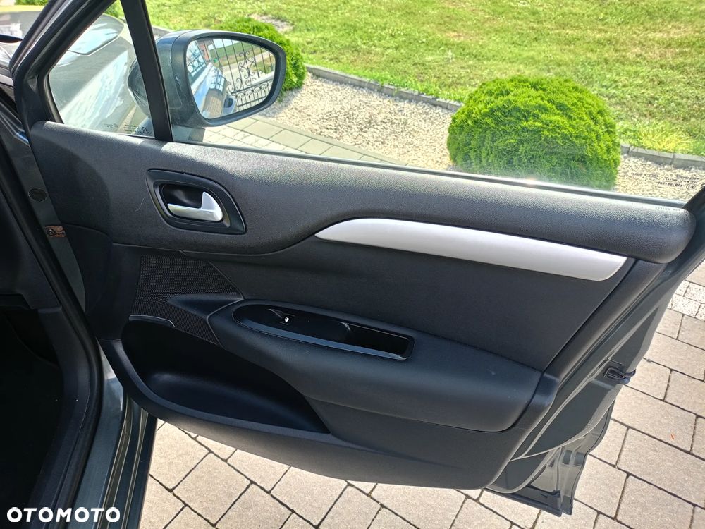 Citroën C4 1.6 HDi Style - 25