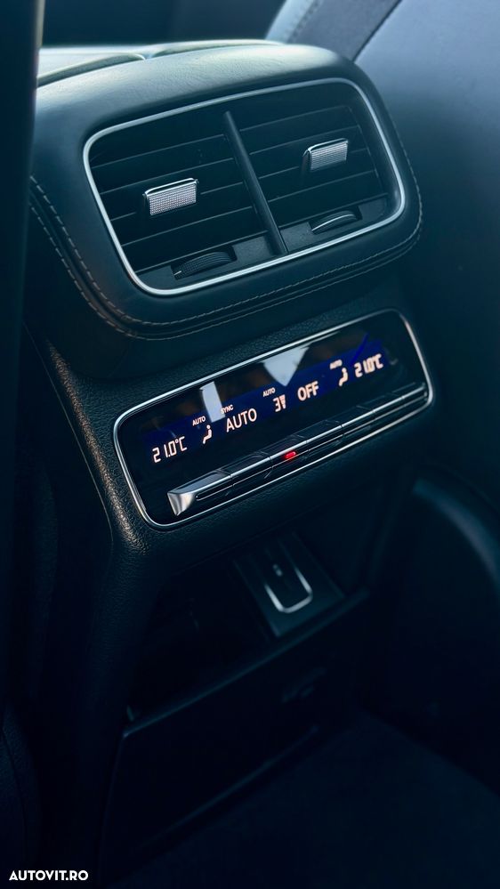 Mercedes-Benz GLE - 11