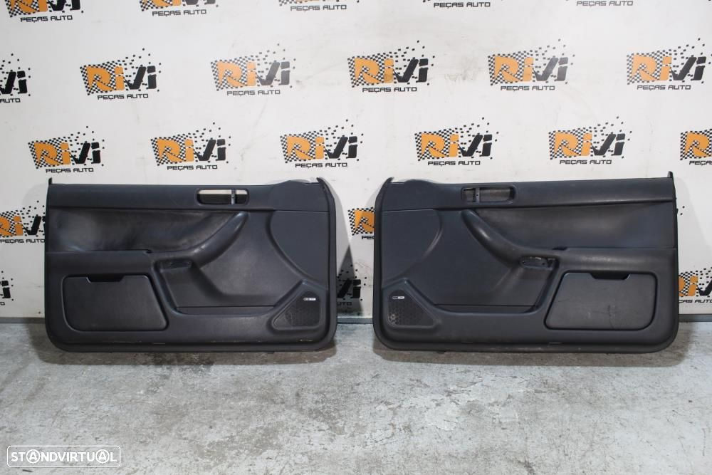 Quartelas / Forras Das Portas Audi S3 A3 8L - 2