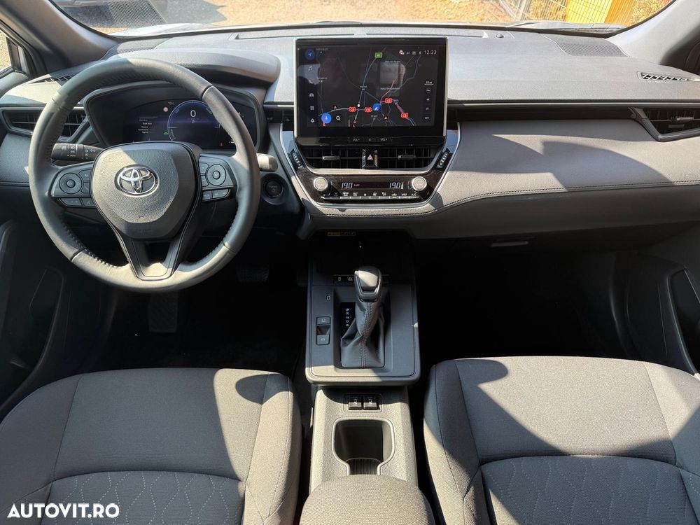 Toyota Corolla Cross - 17