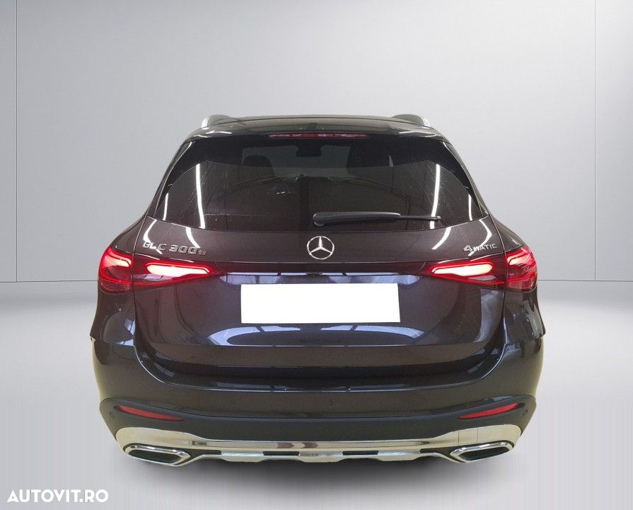 Mercedes-Benz GLC 300 e 4MATIC - 7