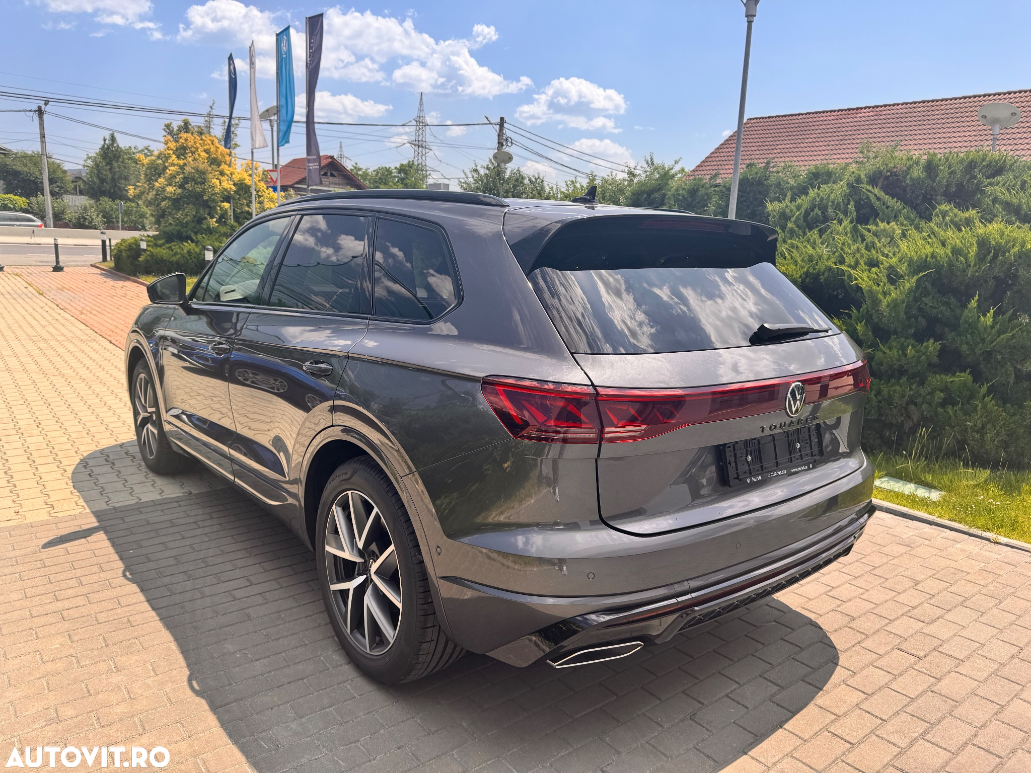 Volkswagen Touareg V6 TDI 4MOTION R-Line - 6
