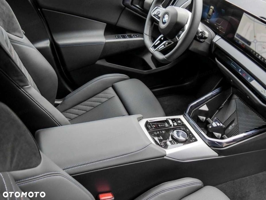 BMW X3 xDrive20 mHEV - 11