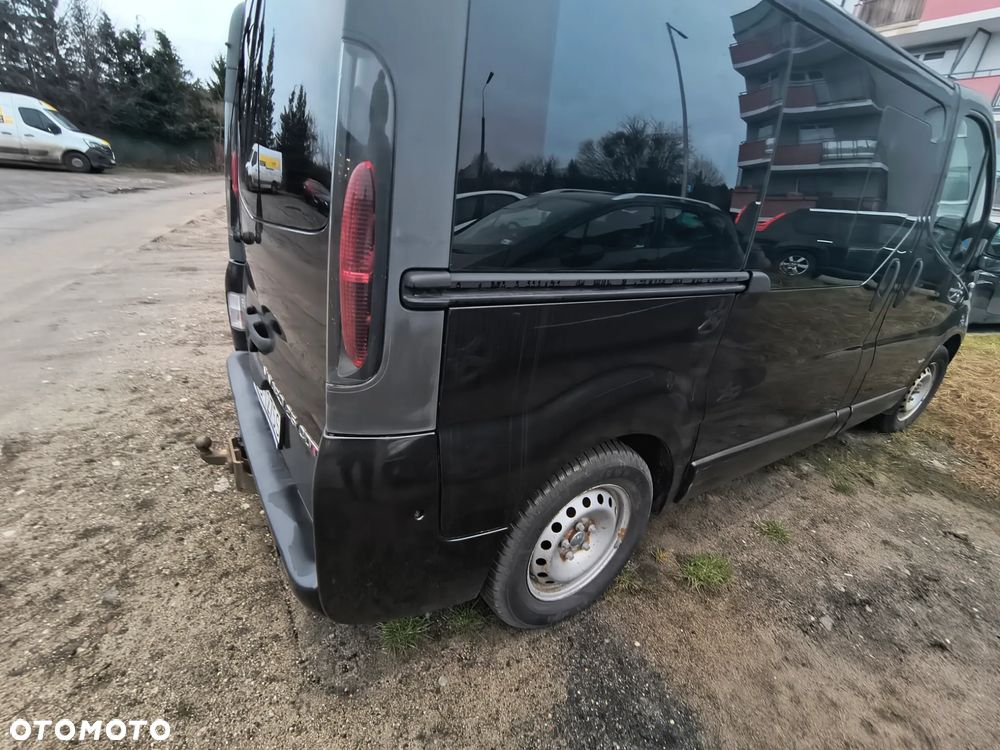 Opel Vivaro Tour - 14