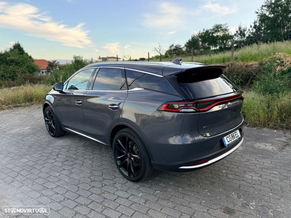BYD Tang 86.4 kWh AWD Flagship - 17