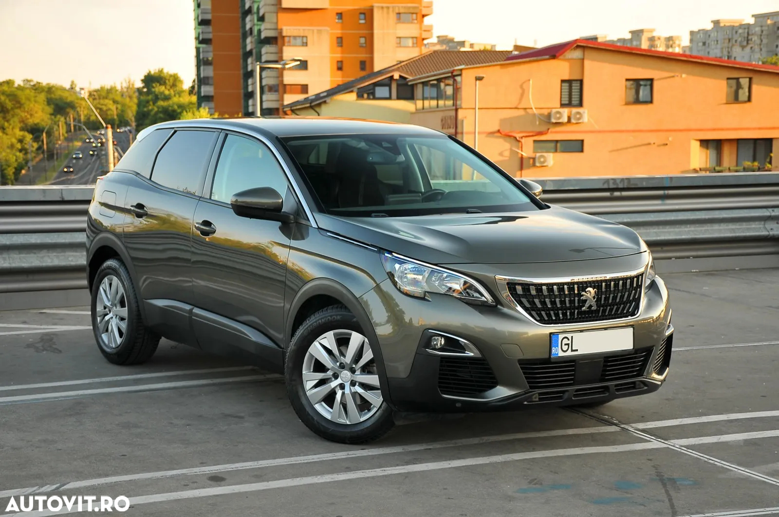 Peugeot 3008 1.5 BlueHDI S&S EAT8 Active - 2