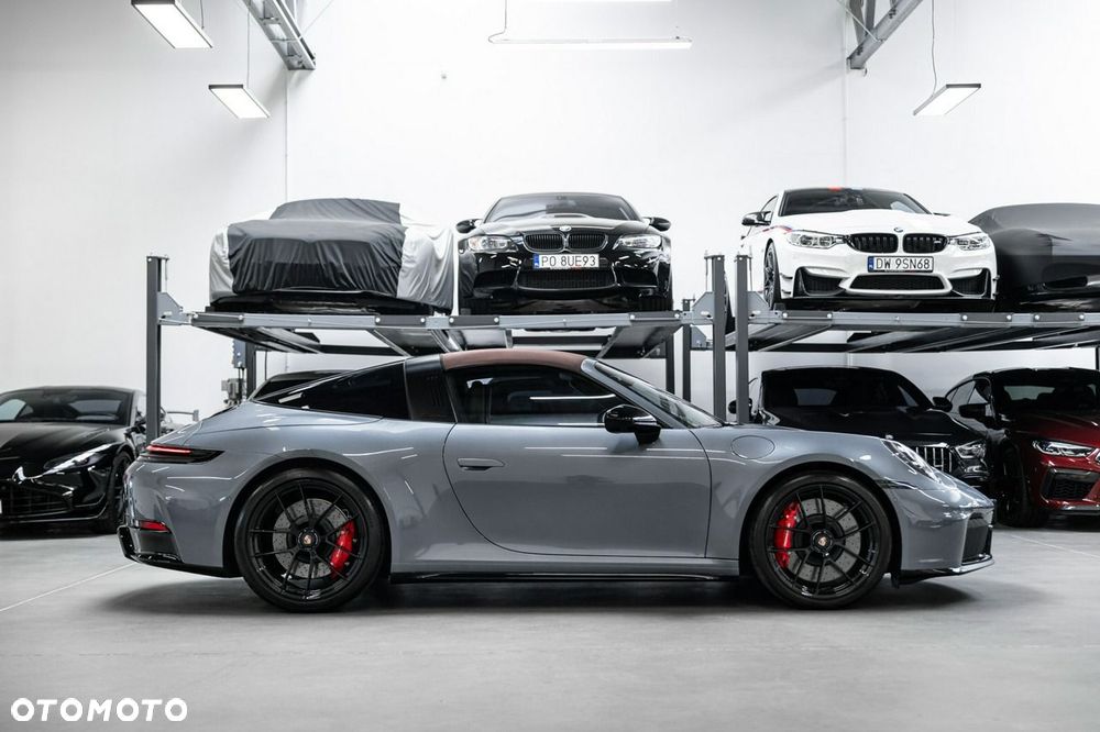 Porsche 911 Targa 4 GTS PDK - 7