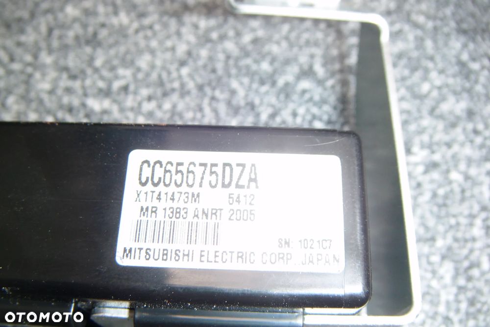 mazda 5 05r moduł- sterownik centralnego zamka cc65675dza - 2