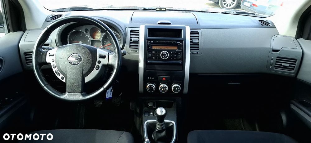 Nissan X-Trail 2.0 dCi 4x4 DPF LE - 13