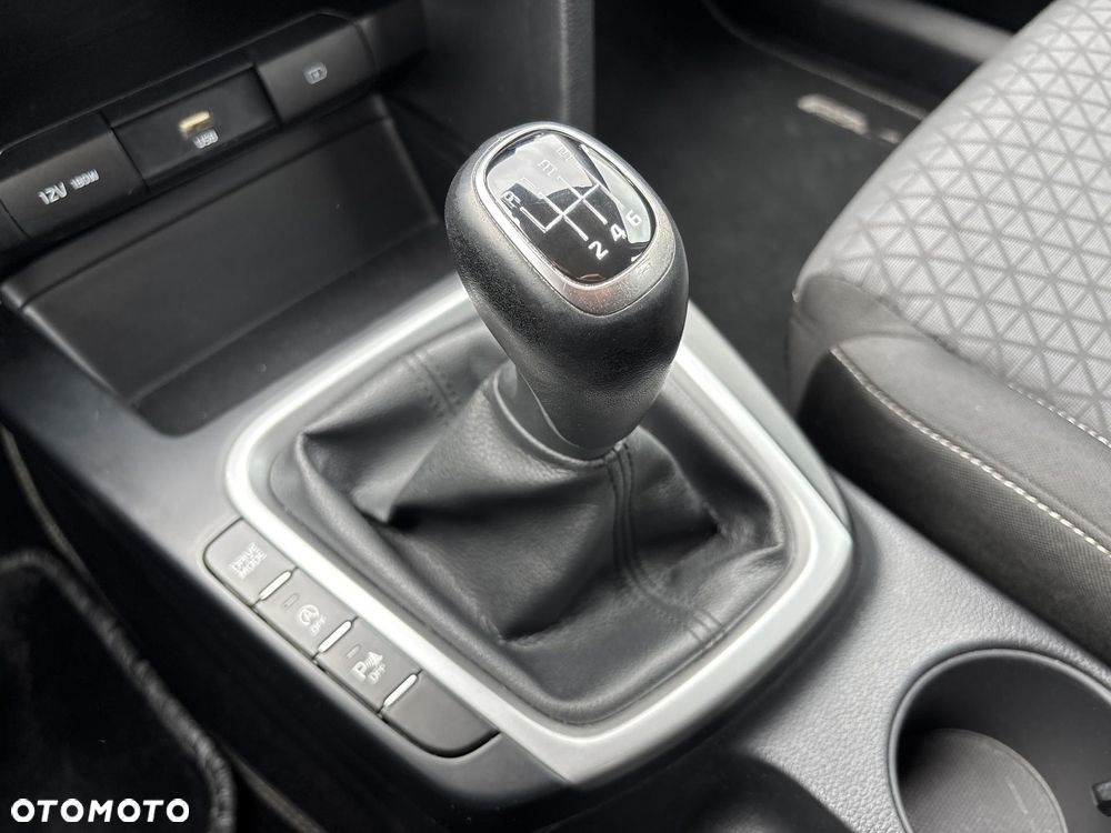 Kia Ceed 1.6 CRDi SCR M - 15