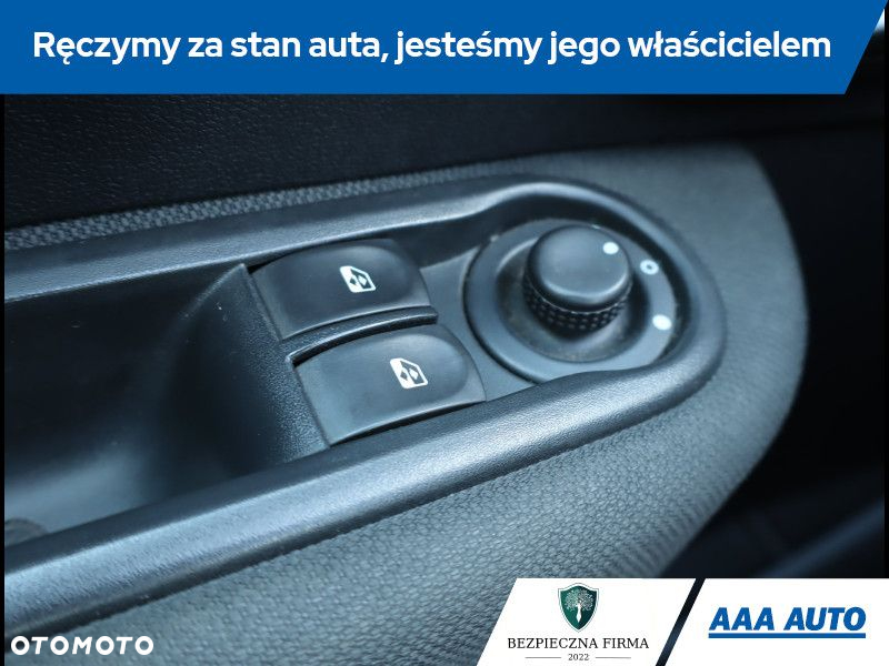Renault Clio - 16