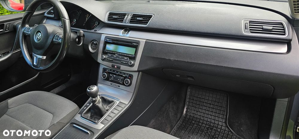 Volkswagen Passat 1.6 TDI BlueMotion - 15