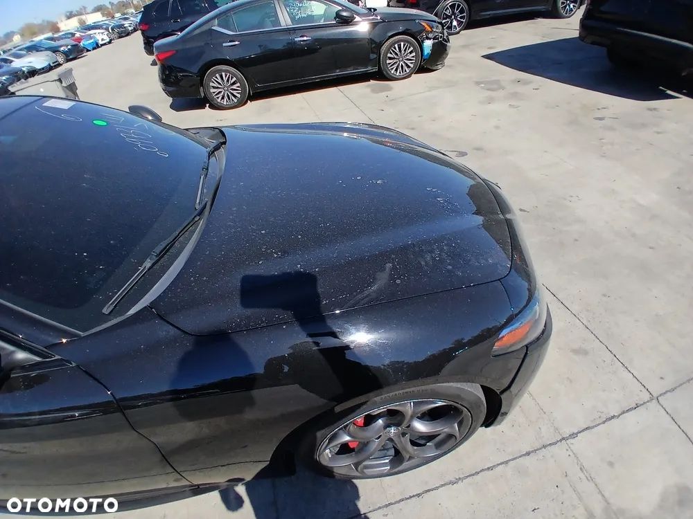 Alfa Romeo Giulia 2.0 Turbo 16V AT8 Veloce - 11