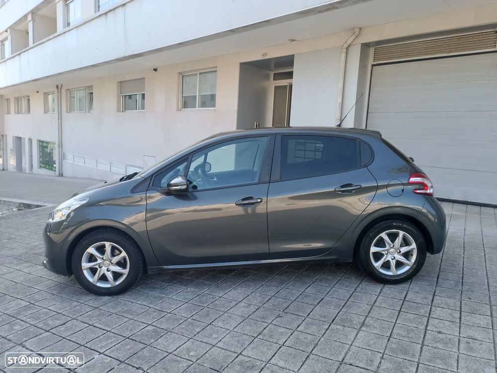 Peugeot 208 1.4 HDi Active - 5