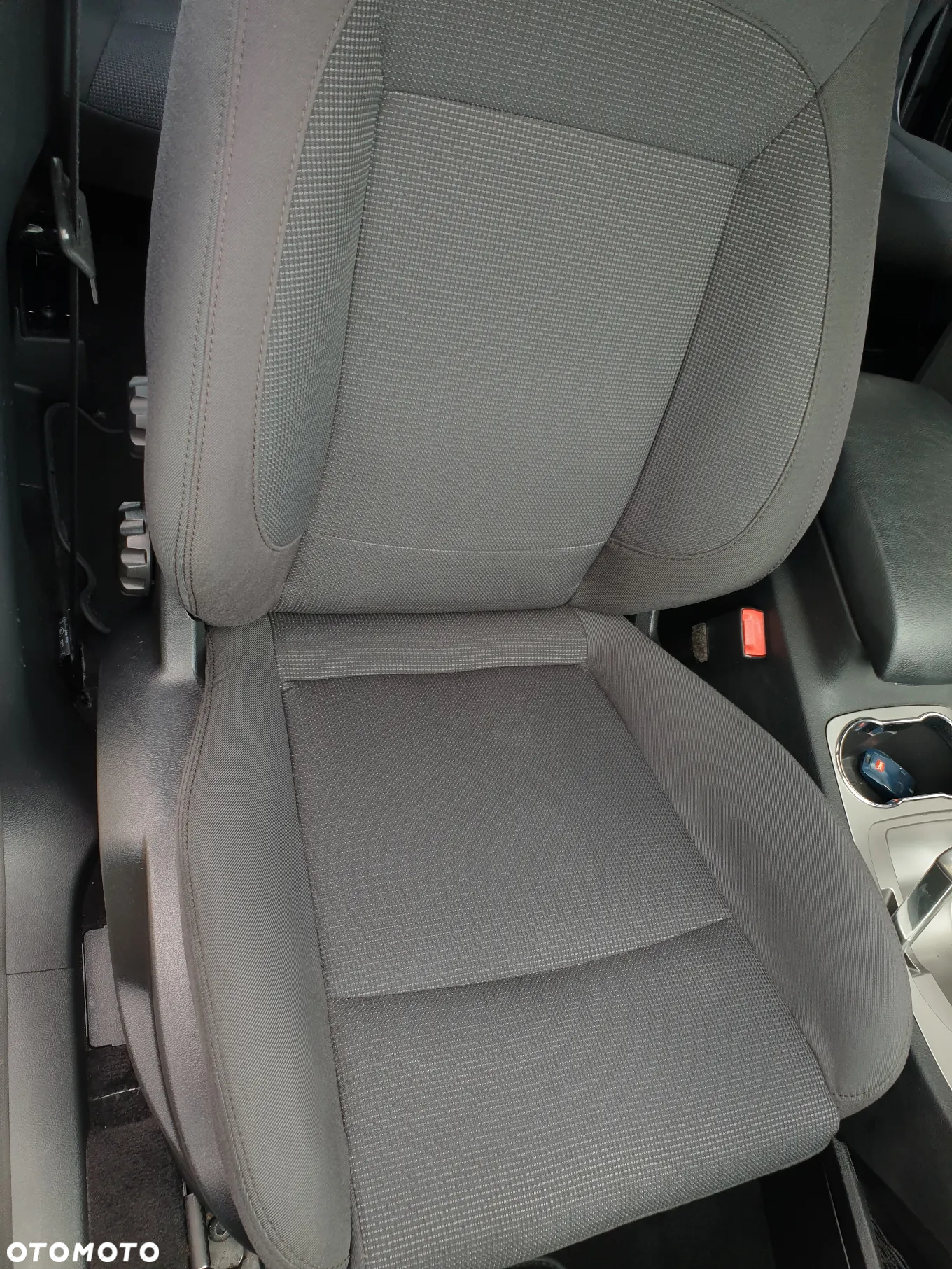 Ford S-Max 2.0 Titanium - 28