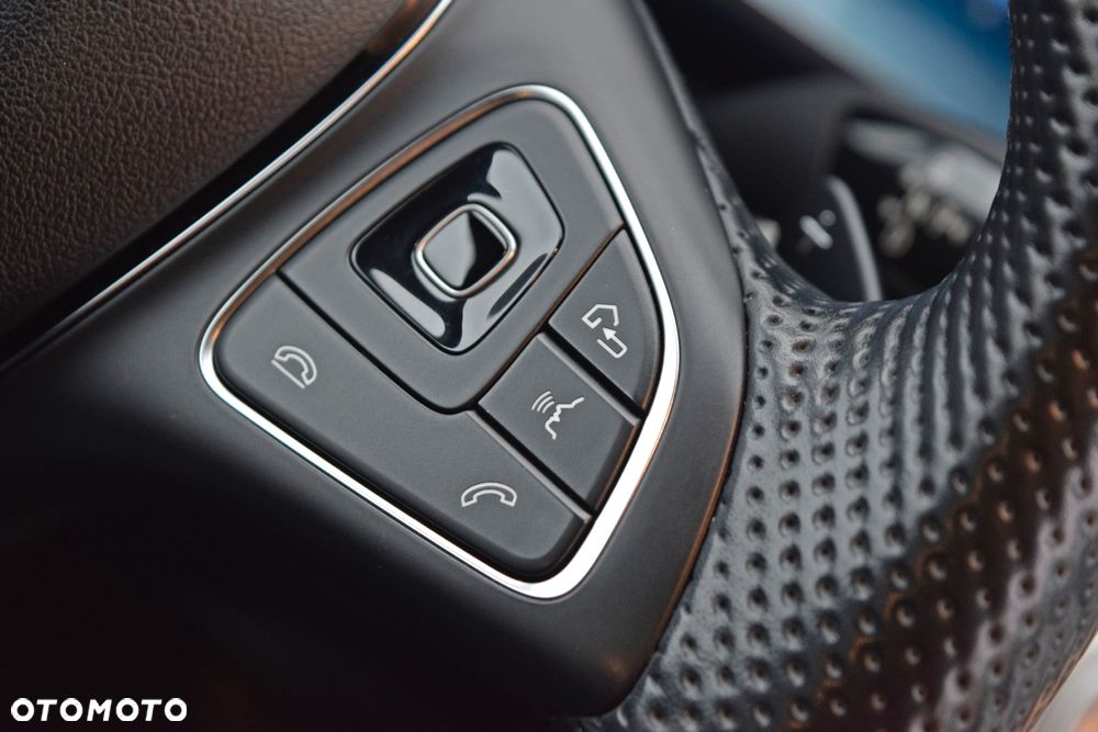 Mercedes-Benz Klasa E 200 9G-TRONIC Avantgarde - 22