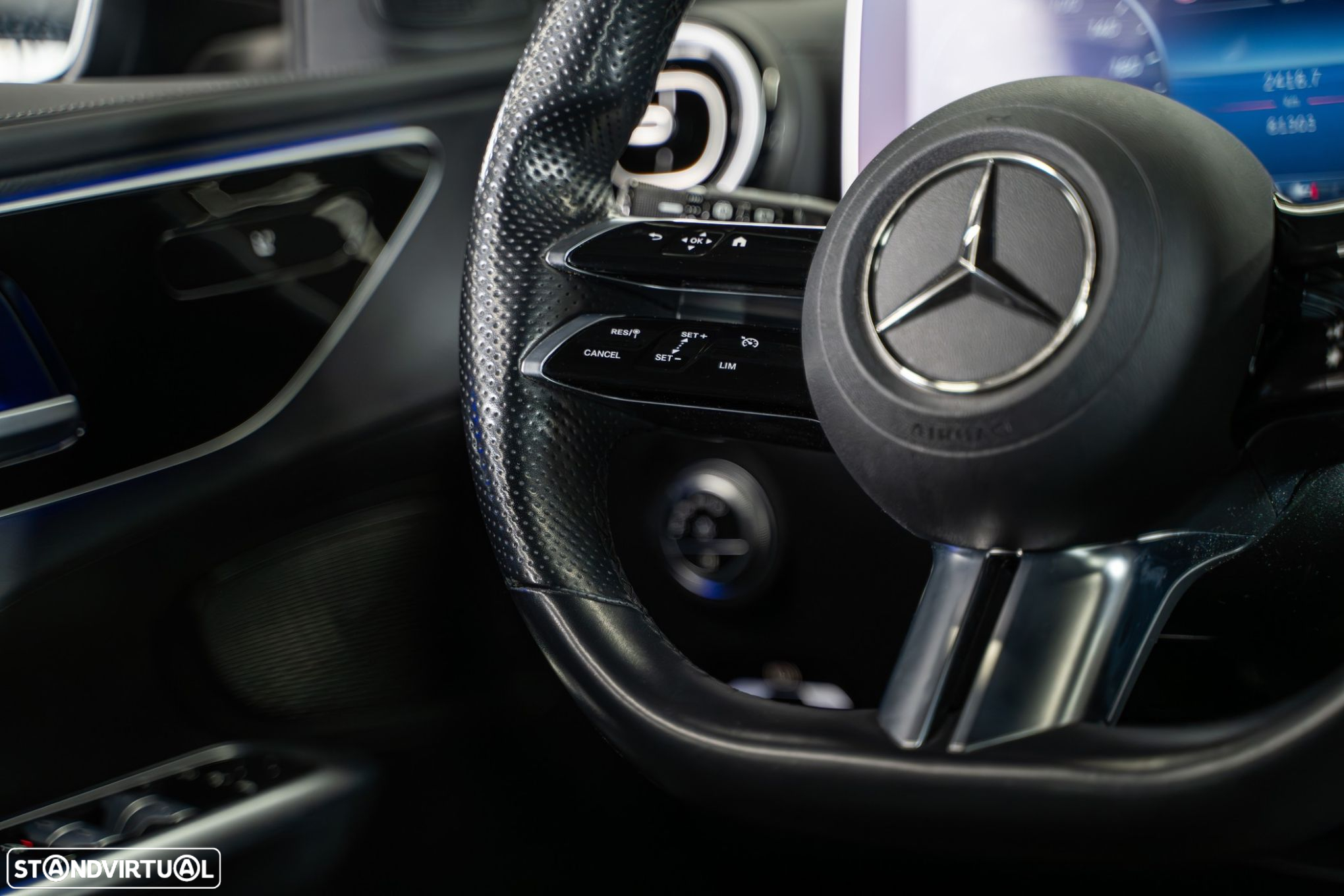 Mercedes-Benz C 300 d AMG Line - 18