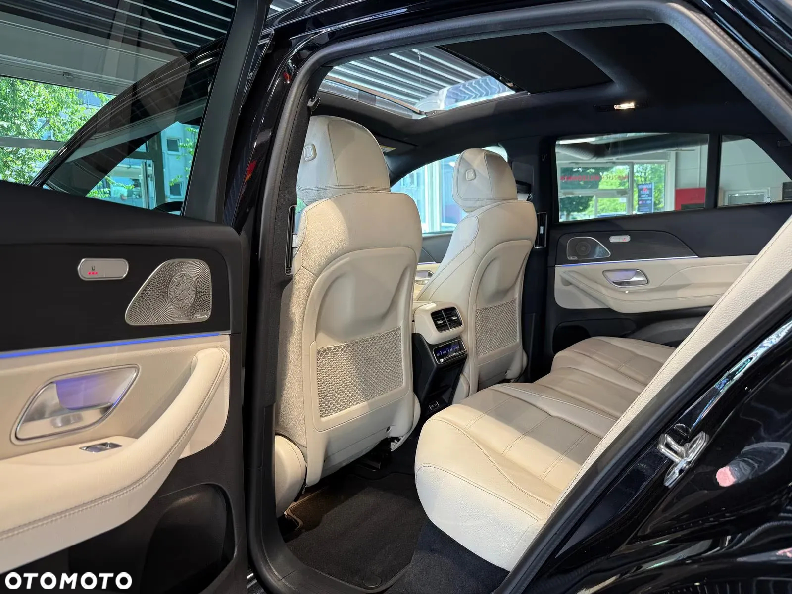 Mercedes-Benz GLE 300 d 4-Matic - 16