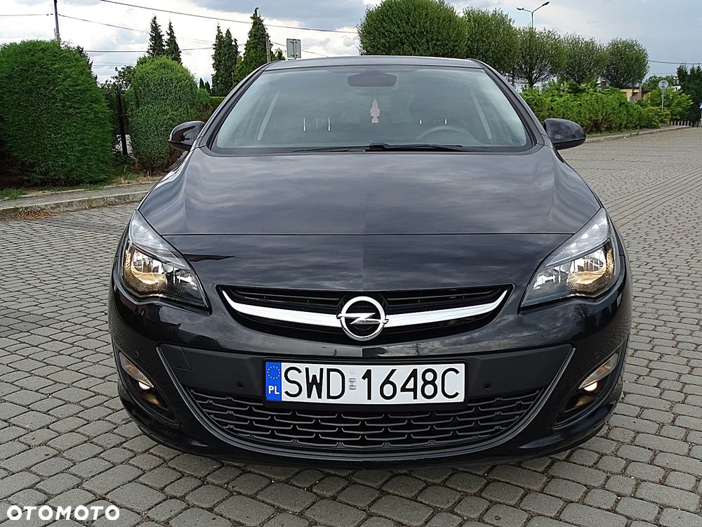Opel Astra 1.4 T Cosmo EU6 - 11