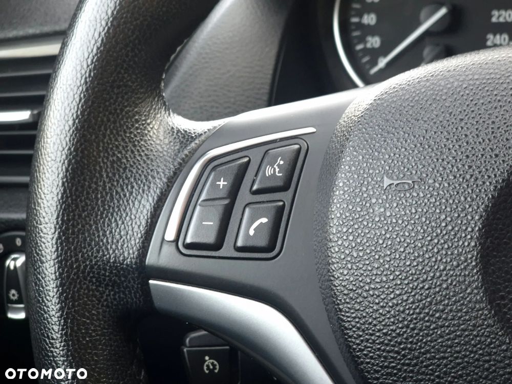 BMW X1 sDrive20i xLine - 20