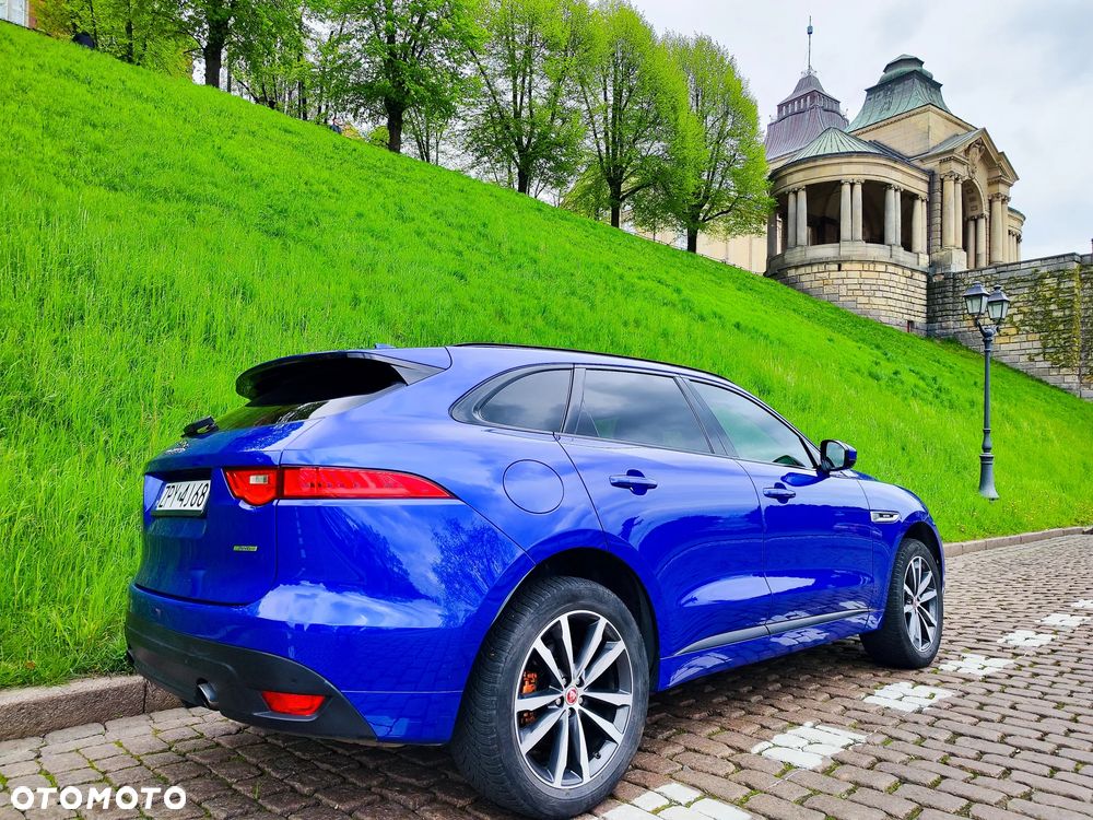 Jaguar F-Pace 2.0 i4D AWD R-Sport - 26