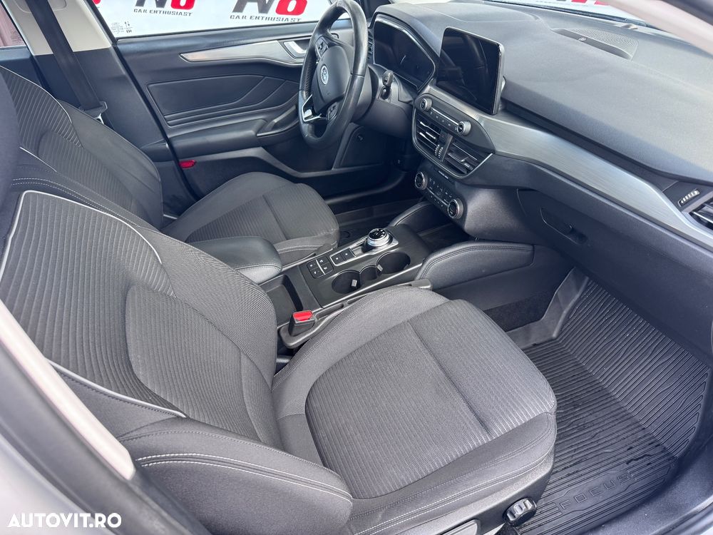 FORD Focus 2021 — imagine 22