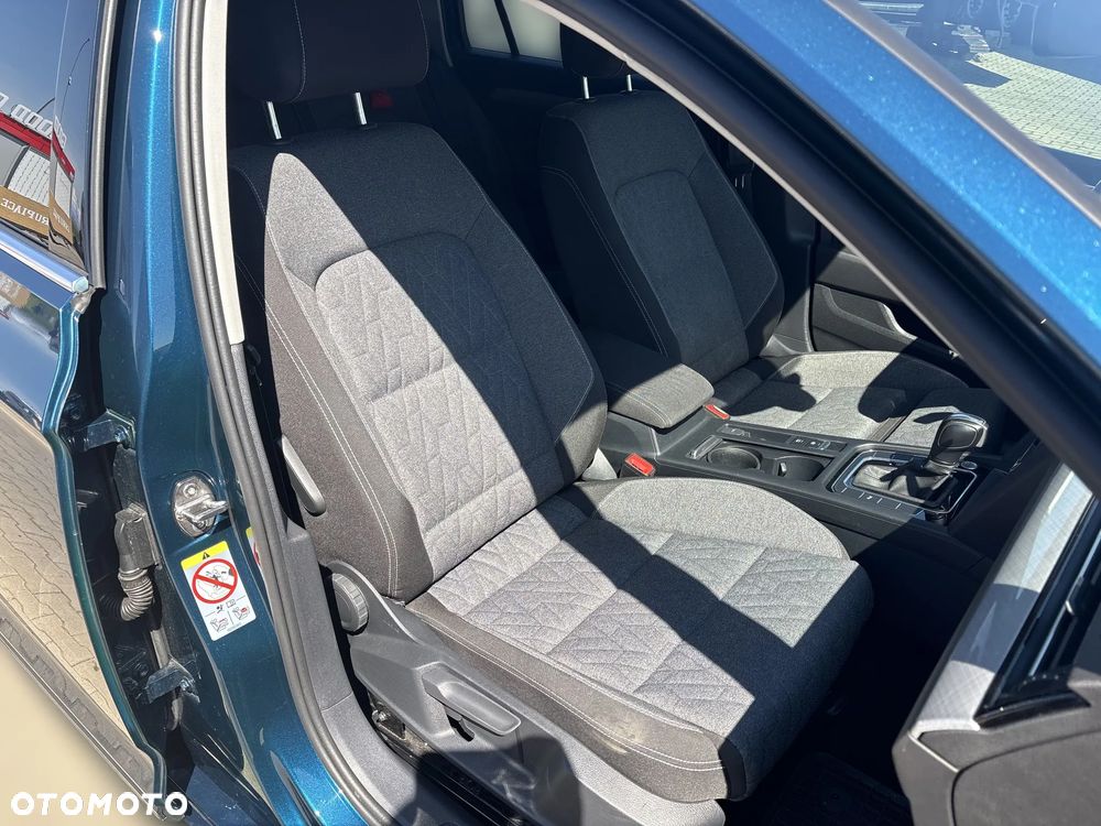 Volkswagen Passat 2.0 TDI EVO Business DSG - 17