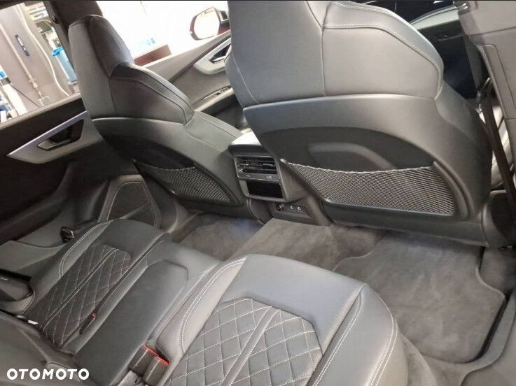 Audi SQ8 - 22