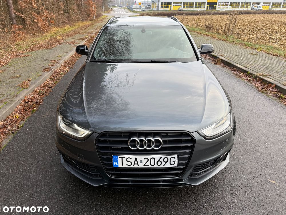 Audi A4 Avant 2.0 TDI DPF quattro S line Sportpaket - 10