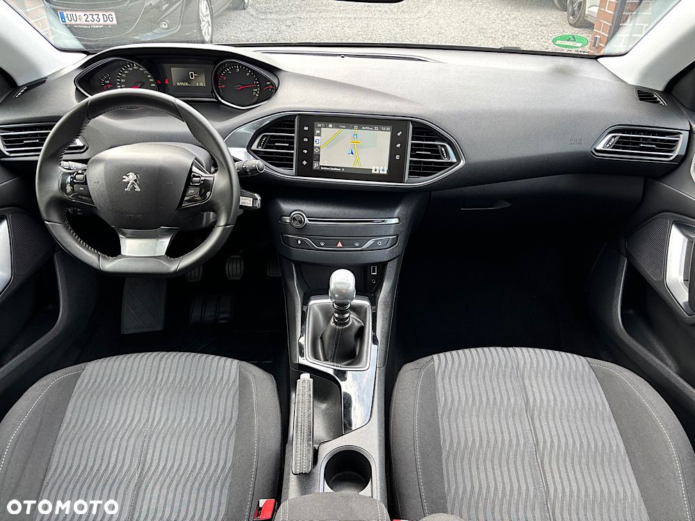 Peugeot 308 1.6 e-HDi Allure S&S - 31