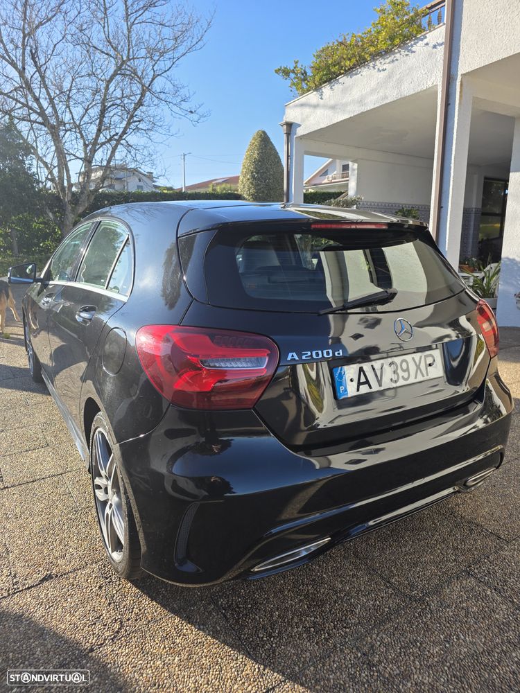Mercedes-Benz A 200 d 7G-DCT AMG Line - 3