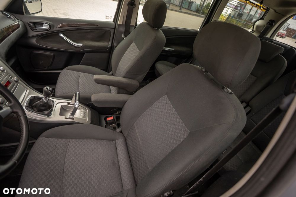 Ford Galaxy 2.2 TDCi Titanium - 34