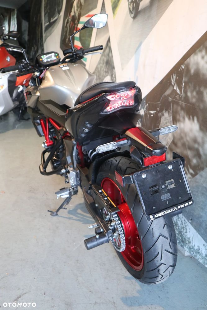 Kawasaki Z 650 - 11