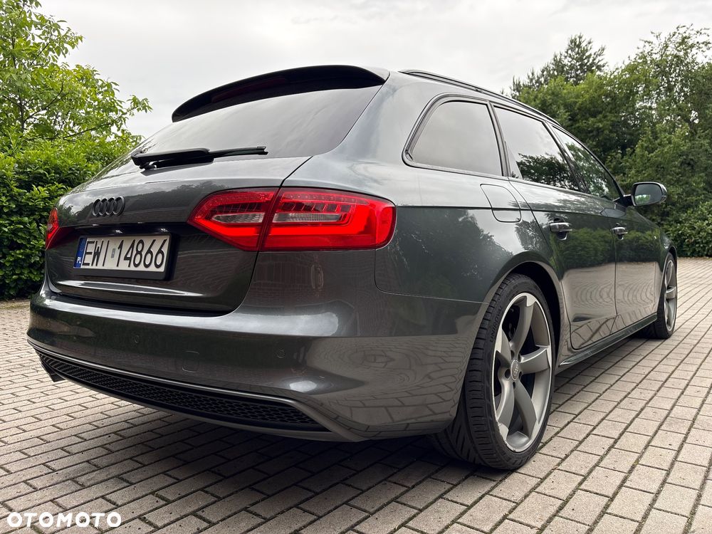 Audi A4 Avant 2.0 TDI Quattro S tronic - 30