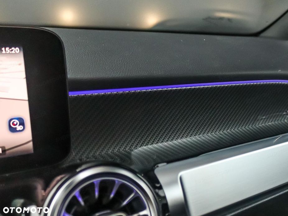 Mercedes-Benz GLB 200 AMG Line 7G-DCT - 8