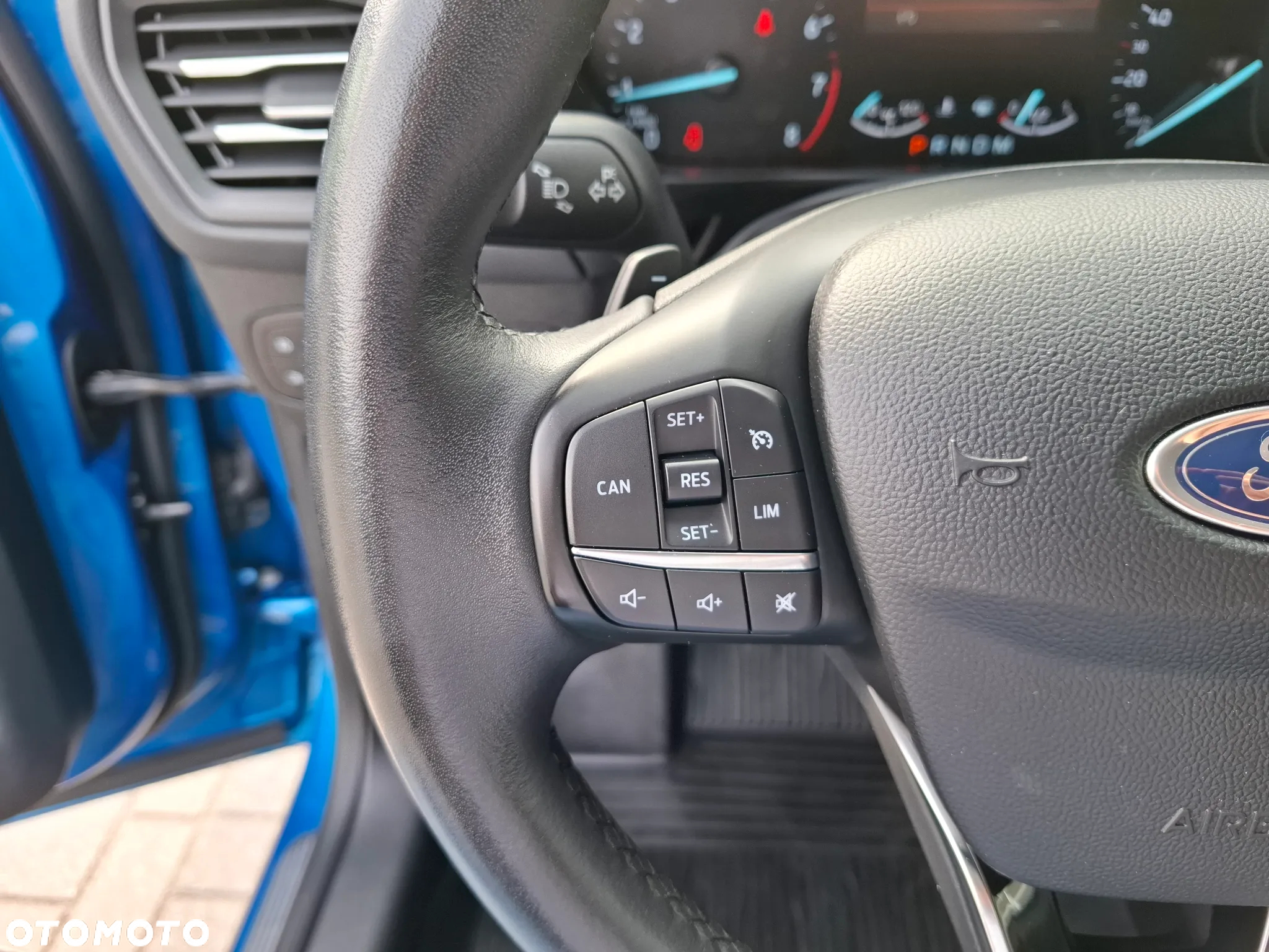 Ford Focus 1.0 EcoBoost Titanium - 14